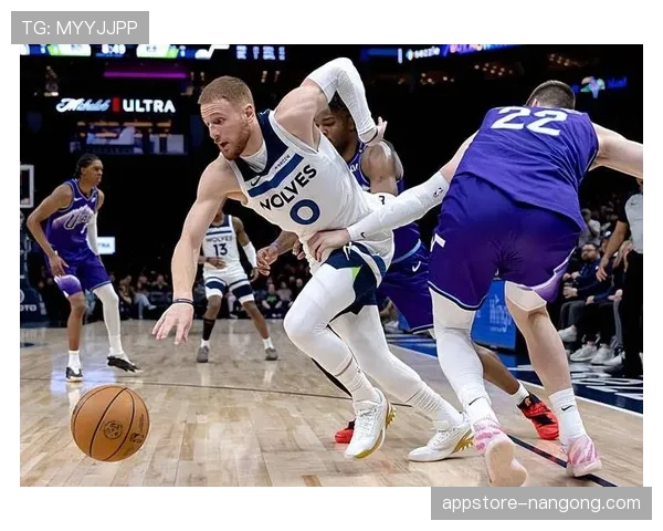 唐斯无球牵制力提升森林狼进攻效率