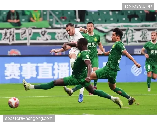 亚冠赛场利雅得胜利突破难点：战术稳定性面临考验，竞争格局调整